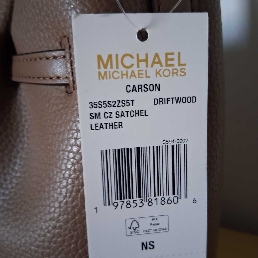 Michael Kors Carson Bag & Wallet Set NWT - Picture 2 of 7